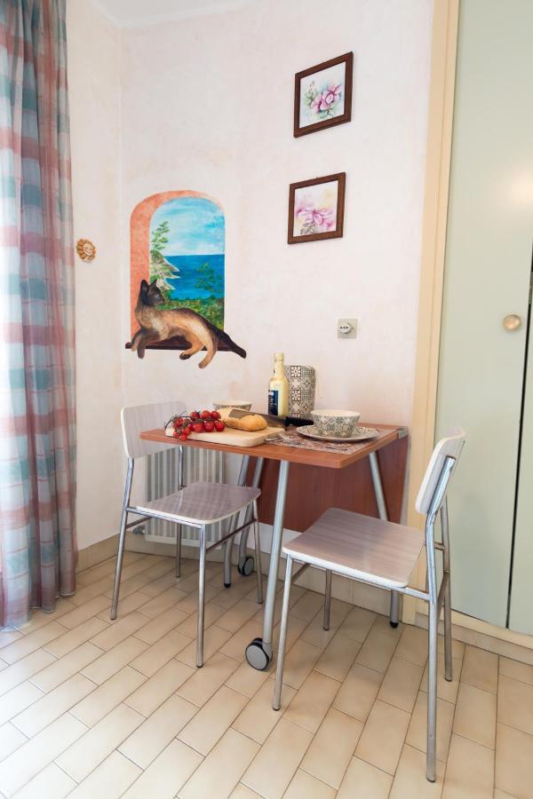 Appartement Maison Isabella à Roquebrune-Cap-Martin Extérieur photo